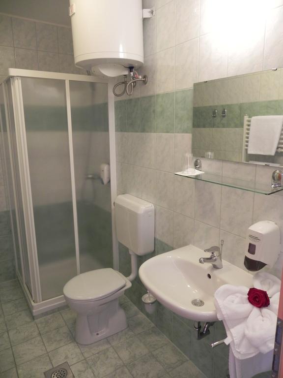 Motel Majolka Птуй Номер фото