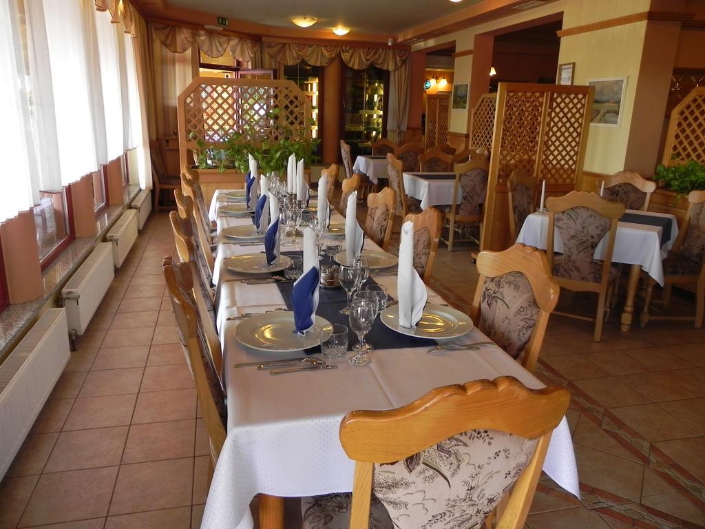 Motel Majolka Птуй Екстер'єр фото